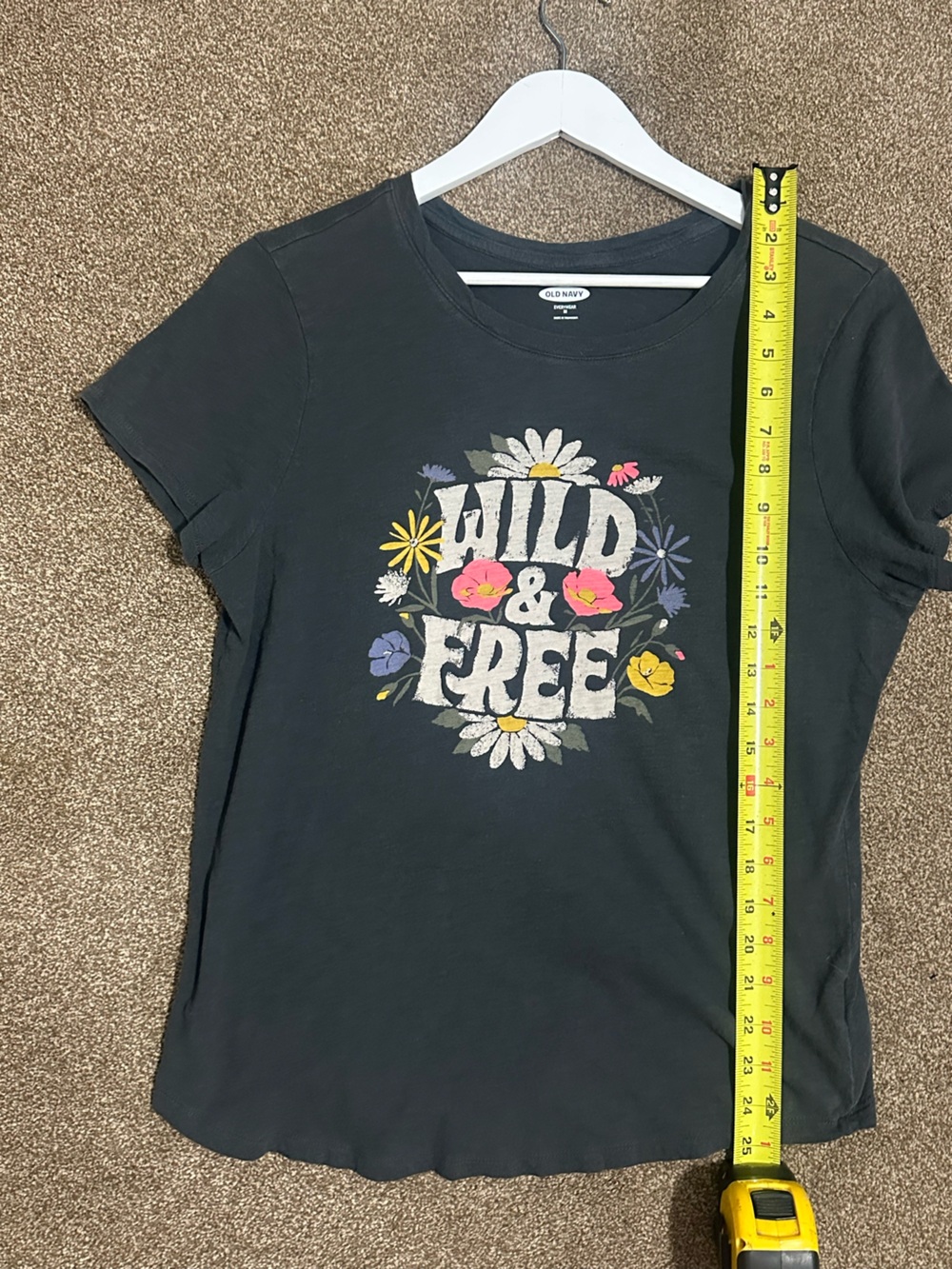 Old Navy Black 'Wild & Free' Floral Graphic Tee - Picture 5 of 5